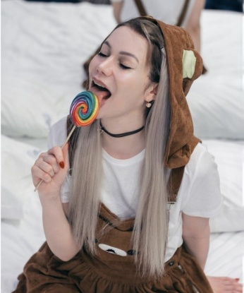 ⭐️
💫 В Москве я создам для нас неповторимую атмосферу страсти и похоти. Моя чувственность и нежные прикосновения погрузят тебя в мир наслаждения, в котором всё возможно.
🔥 Я мастерица любых эротических услуг – от классического секса и минета до ролевых игр и легкого бондажа. Хочешь попробовать что-то новое? Я с радостью реализую твои самые сокровенные фантазии.
🌟 Отзывы о моей работе говорят сами за себя – мои клиенты остаются довольными и возвращаются ко мне снова и снова. Фото, которые ты видишь, абсолютно реальные – именно такими ты увидишь меня на встрече.
💋 Не упускай возможность окунуться в океан блаженства вместе со мной. Забудь о повседневных проблемах и позволь мне стать твоим воплощением сексуальных фантазий. Жду тебя в Москве, чтобы согреть и расслабить тебя в полной мере.💥 11368, 22 года