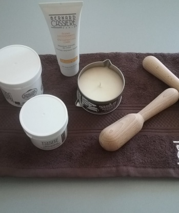 Живу в Москве и готова предложить тебе незабываемые моменты наслаждения. В моем арсенале множество возможностей, чтобы удовлетворить твои желания. Обожаю экспериментировать, и готова подарить тебе незабываемые эмоции. Мои клиенты остаются довольными и всегда возвращаются ко мне снова и снова. Доверься мне и позволь мне показать тебе, какими нежными и страстными бывают наши встречи. В моем фотоальбоме есть подтверждение моей красоты и сексуальности. Жду нашей встречи, чтобы сделать твои фантазии яркими и реальными. #Москва #Москвы #вМоскве 14821, 35 лет